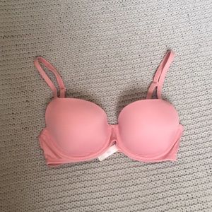 PINK Victoria Secret T-Shirt Bra 32C
